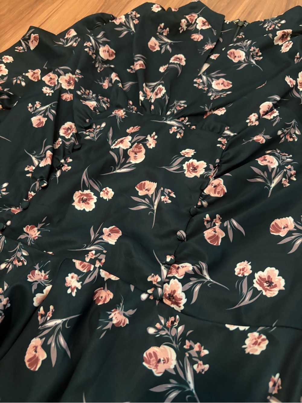 Unique Vintage Green Floral Camilla Dress - Picture 4 of 6